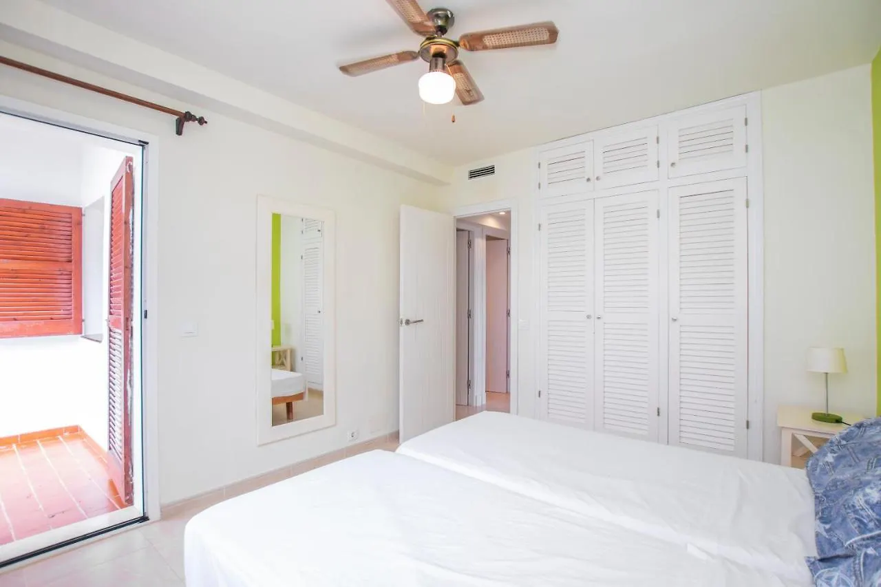 Cheap & Chic Apartamento En Son Bou De 3 Dormitorios Apartament